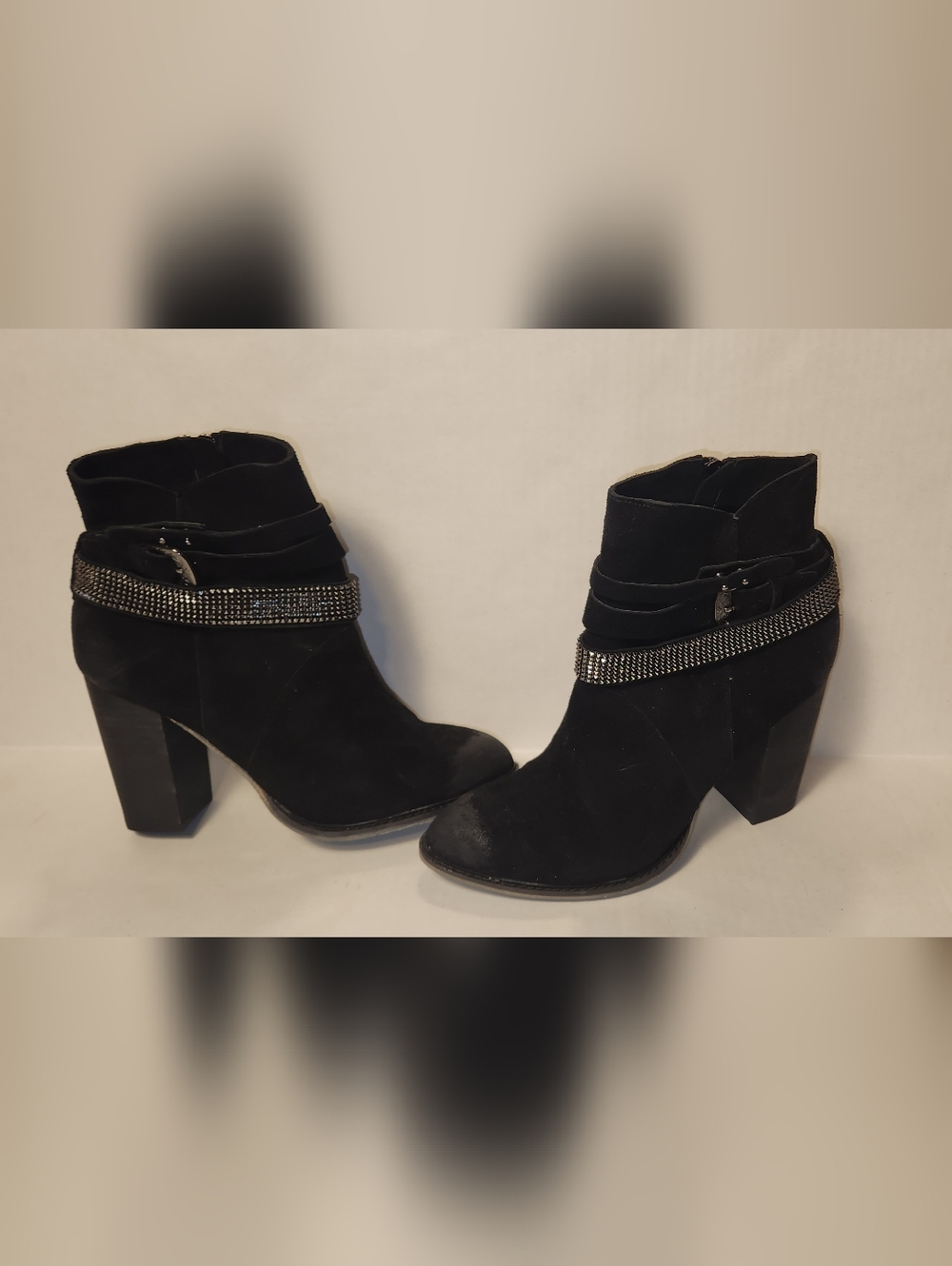 Women's Chinese Laundry Zanga Black Suede Ankle Boots Heeled Booties 8 NWOT NWOB